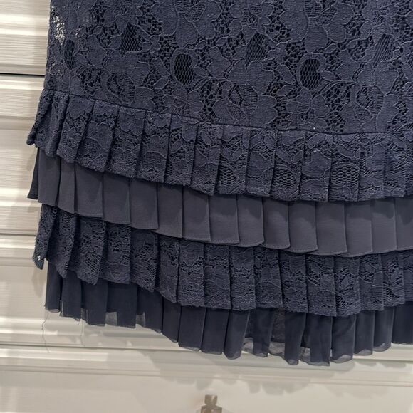 Sleeve Tiered Navy Lace - Picture 5 of 12